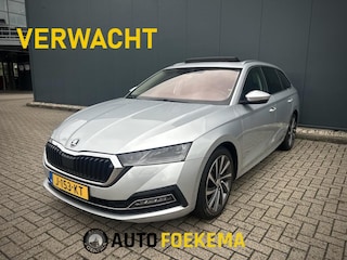 Skoda Octavia Combi 1.5 TSI First Edition Pano Virtual cockpit LED