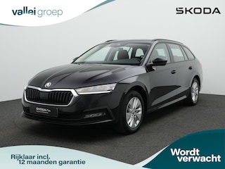 Skoda Octavia Combi 1.0 TSI 110 pk Business Edition | Trekhaak | Navigatie | Parkeersensoren voor/achter | Carplay
