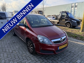 Opel Zafira 2.2 Cosmo 7 persoons