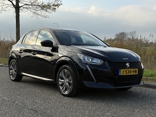 Peugeot 208 EV Allure 50 kWh SOH | Camera | Clima | Orig.nl | Voorruit verw. | New service