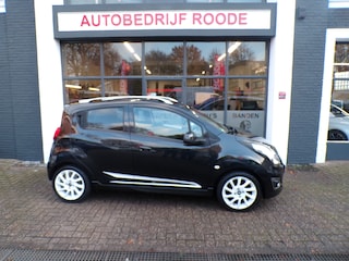 Chevrolet Spark 1.2 16V LTZ AIRCO ,PDC, LMV, NIEUWE APK !! ""ZONDAG OPEN ""