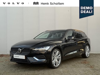 Volvo V60 B4 AUT7 197PK Essential Edition | 20" Lichtmetalen velgen | Lederen bekleding | Climate Pack | Driver Assist Pack | Trekhaak semi elektrisch inklapbaar | Extra getint glas achter | Dubbel geïntegreerde eindpijp | Bright exterieurdetails