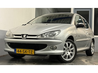 Peugeot 206 1.6-16V Quiksilver|NAP|APK04-26|Airco|Carplay|Elekramen|LMV|
