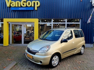 Toyota Yaris Verso 1.3-16V VVT-i Luna All-in prijs!