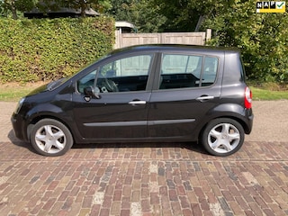 Renault Modus 1.4-16V Dynamique