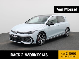 Volkswagen Golf 1.5 eHybrid GTE 272 PK | Automaat | Plug-In | Panorama Dak | Navigatie | Digitale Cockpit Pro | 360 Camera | Sport Pakket | Stoelverwarming | Stuurwielverwarming | Head-Updisplay | LED Matrix Koplampen