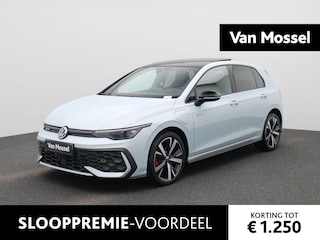 Volkswagen Golf 1.5 eHybrid GTE 272 PK | Automaat | Plug-In | Panorama Dak | Navigatie | Digitale Cockpit Pro | 360 Camera | Sport Pakket | Stoelverwarming | Stuurwielverwarming | Head-Updisplay | LED Matrix Koplampen