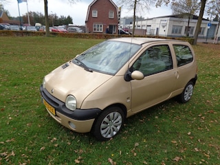 Renault Twingo met nieuwe a p k