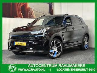 Lynk & Co 01 1.5 100 STUKS OP VOORRAAD ! VOL OPTIES ! 360 CAMERA ADAPTIVE CRUISE CONTROL PANORAMA SCHUIF/KANTELDAK APPLE CARPLAY/ANDROID RIJSTROOKSENSOREN ZEER MOOI !!
