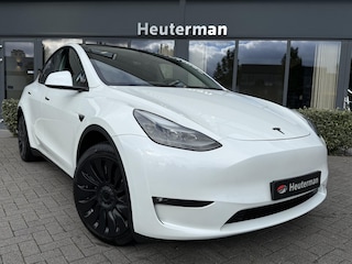 Tesla Model Y Long Range AWD Autopilot/ Trekhaak/ Winterpakket