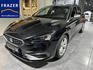 Seat Leon 1.0 TSI FR PANO / CARPLAY / LED / RIJKLAAR