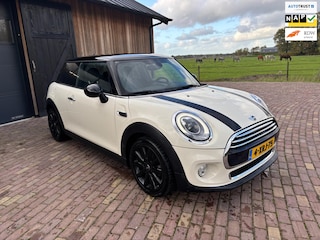 Mini Cooper 1.5 First Born Edition,NAVIGATIE , SPORTSTOELEN , LED , CRUISE