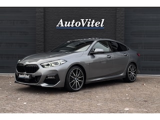 BMW 218i M-Sport | Panodak | Stoel + Stuurverwarming | Privacy Glas | 19'Inch | Adaptief LED