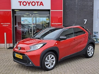 Toyota Aygo Pulse Automaat CAMERA STOELVERWARMING LICHTMETALEN VELGEN 17 INCH ADAPTIVE CRUISE