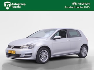 Volkswagen Golf 1.2 TSI CUP Edition | Trekhaak | Navigatie | Parkeerhulp |