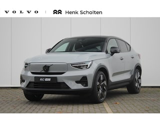 Volvo EC40 Single Motor Extended Range Ultra Black Ed. 82 kWh Elektrisch bedienbare bestuurdersstoel met geheugen | Verwarmbare voorstoelen + Stuurwiel | Park Assist voor + achter | 360-Camera | Premium Audio by Harman Kardon | Warmtepomp | Adaptieve Cruise Control | Pilot Assist | Glazen panoramisch dak | Extra getint glas achter | Blind Spot Information System | Google Services | 20'' Lichtmetalen wielen |