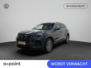 Volkswagen Tiguan 1.5 eHybrid Elegance 204 pk Automaat (DSG) | Verlengde garantie | Navigatie | Trekhaak (wegklapbaar) | Parkeersensoren (Park assist) | Rondomzicht camera | Stoelverwarming |