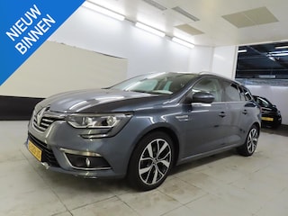 Renault Mégane ESTATE 1.3 TCE BOSE I CLIMATE CONTROL I CRUISE CONTROL I NAVIGATIE I APPLE CARPLAY