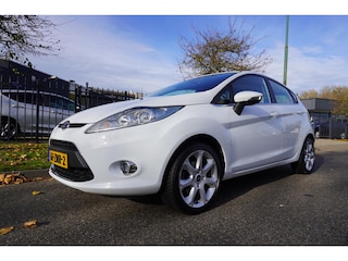 Ford Fiesta 1.25 82pk 5D Titanium Leder Clima Cruise LM Mooi