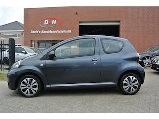 Toyota Aygo 1.0-12V Access airco apk 19-03-2026 inruil mogelijk