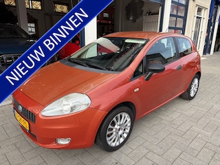 Fiat Punto Grande 1.4 Sportsound