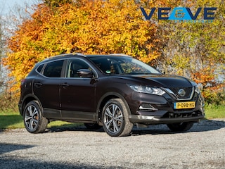 Nissan Qashqai 1.3 DIG-T N-Connecta // trekhaak // panoramadak