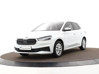 Skoda Fabia 1.0 TSI 110pk DSG Ambition · Apple/Android Car Play · Airco · P-Sensoren · Cruise Control · Getint Glas · 15'' Inch · Garantie t/m 17-10-2027 of 100.000km