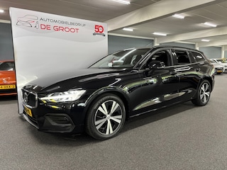 Volvo V60 2.0 B3 Momentum/ Eerste eigenaar/ Hybrid/ Automaat/ Park assist/ Camera
