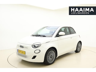 Fiat 500 Urban 42 kWh Camera | Stoelverwarming | Keyless | Navigatie via Carplay | Parkeersensoren voor en achter | Geen kilometers