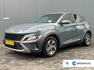 Hyundai Kona 1.6 GDI 141pk HEV Fashion | Camera | Trekhaak | Carplay | Premium audio | Climate controle | Adaptive cruise controle | Dodehoek detectie | Head up display | Navigatie | Keyless entry | Inklapbare spiegels