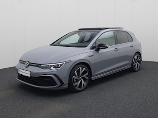 Volkswagen Golf 1.5eTSI/150PK R-Line Blackstyle DSG · Panoramadak · Camera + Parkeersensoren · Appel/Android carplay · Garantie tot december 2025