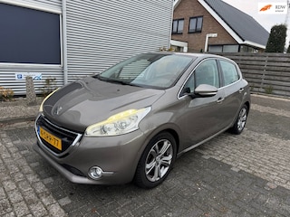 Peugeot 208 1.6 VTi Allure Clima Bj:2013 NAP!