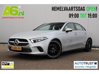 Mercedes-Benz A-klasse 200 Business Solution Automaat Half Leder Full LED Sportstoelen Widescreen Carplay Android Navigatie Achteruitrijcamera Clima Cruise 19 inch AMG Look Velgen Nieuwe Banden! Stoelverwarming