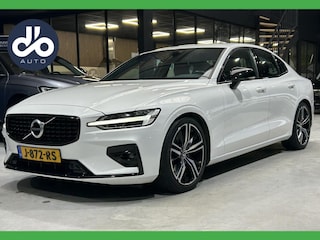Volvo S60 2.0 B3 R-Design DISTR.RIEM = VERVANGEN I NAVI + CAMERA I LED I 19-INCH I KEURIG NETJES I TREKHAAK