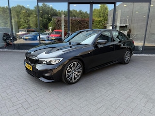 BMW 320i M-Sport,1e Eig,Half Leer,LED,Carplay,Dealer OH,Lane Ass.,