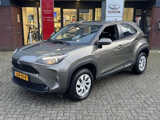 Toyota Yaris Cross 1.5 Hybrid CAMERA AD-CRUISE APPLE/ANDROID EL-SPIEGELS 4S-BANDEN CLIMA LICHT/REGENSENSOR BLUETOOTH