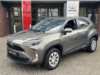 Toyota Yaris Cross 1.5 Hybrid CAMERA AD-CRUISE APPLE/ANDROID EL-SPIEGELS 4S-BANDEN CLIMA LICHT/REGENSENSOR BLUETOOTH