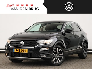 Volkswagen T-Roc 1.0 TSI Style Business 110pk | Dealer onderhouden | Navigatie | Cruise control | Camera | Spiegelpakket | LED | DAB+ |