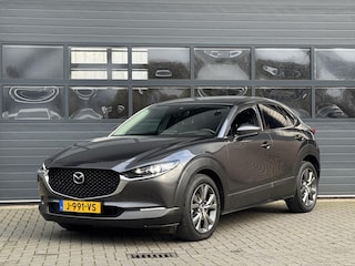 Mazda CX-30 2.0 E-SKYACTIV M HYBRID LUXURY I AUTOMAAT I P-CAMERA I CLIMATE CONTROL I APPLE CARPLAY I LEDEREN BEKLEDING
