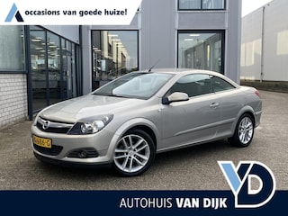 Opel Astra TwinTop 1.8 Enjoy | 2e Eigenaar/Airco/Stoelverw./17"/Parkeersensoren Achter