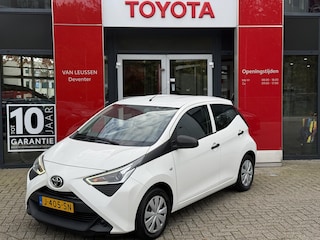 Toyota Aygo X-FUN 5-DEURS NL-AUTO AIRCO CENTRAAL DEUR VERGRENDELING RADIO BLUETOOTH STUURWIEL BEDIENING