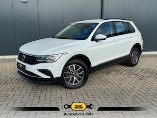 Volkswagen Tiguan 1.4 TSI eHybrid Life * Navigatie * Stoelverwarming * Virtual Cockpit * Adaptieve Cruise Control *