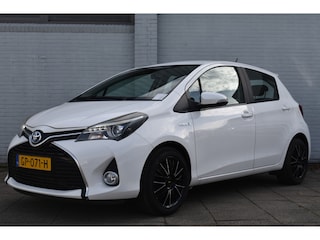 Toyota Yaris 1.5 Hybrid Dynamic Automaat 100Pk | Parkeersensoren achter | Keyless entree/drive | Cruise-control |