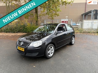 Volkswagen Polo 1.4-16V Turijn LEUKE AUTO RIJDT EN SCHAKELT TOP