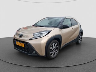 Toyota Aygo 1.0 VVT-i MT Pulse | Apple Carplay/Android Auto | Parkeercamera Achter | Cruise Control Adaptief | Licht Metalen Velgen 17'' |