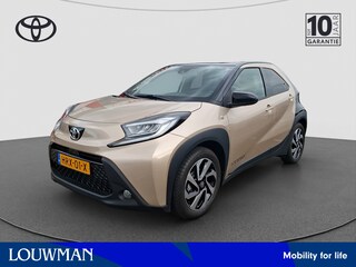 Toyota Aygo 1.0 VVT-i MT Pulse | Apple Carplay/Android Auto | Parkeercamera Achter | Cruise Control Adaptief | Licht Metalen Velgen 17'' |