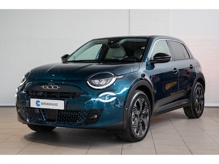 Fiat 600 1.2 145PK Hybrid La Prima | 8 Jaar garantie | Camera | Navigatie | Climate Controle | Lederen bekleding | Stoel verwarming | Parkeersensoren |