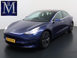 Tesla Model 3 Long Range AWD 75 kWh AFNEEMBARE TREKHAAK | 750KG TREKGEWICHT | ORIGNEEL NL AUTO | RIJKLAAR MET 12 MND BOVAG GARANTIE |