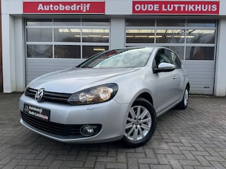 Volkswagen Golf 1.4 Easyline Cruise Clima PDC Navi