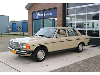 Mercedes-Benz 200-serie 200-280 (W123) automaat schuifdak Taiga Beige